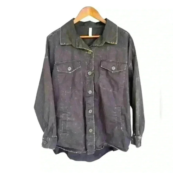 Zenana Outfitters Tops - NWOT Zenana Premium Cotton Vintage Washed Shacket